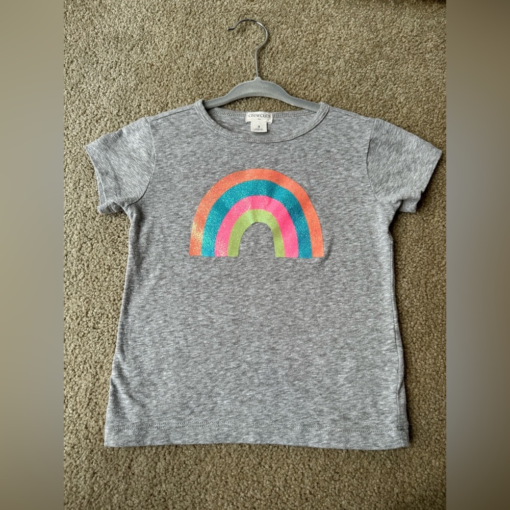 Crewcuts by Jcrew t-shirt size 3 gray